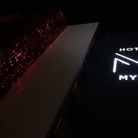 Hotel Myst. Monterrey Esterno foto